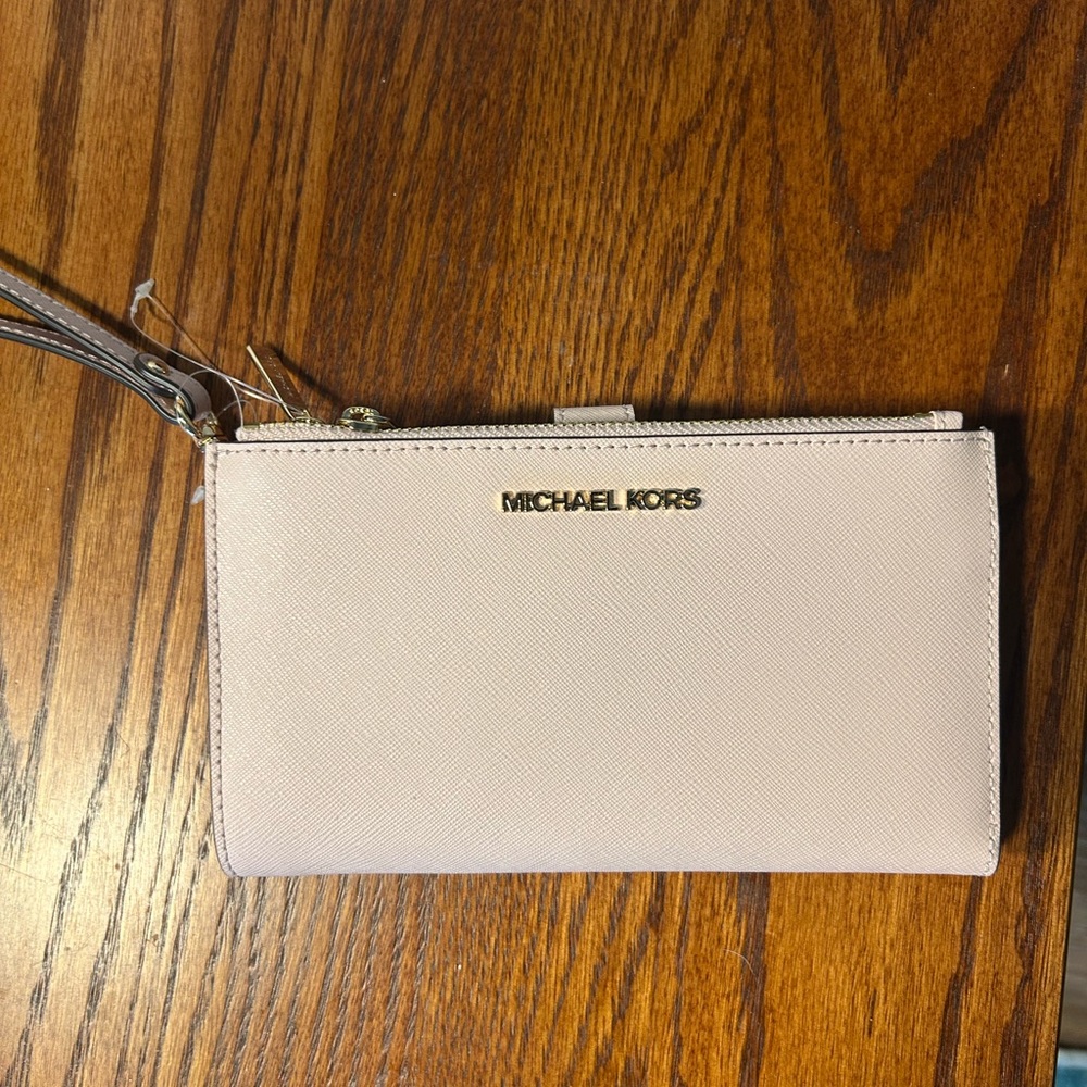 Michael Kors Cream Wristlet